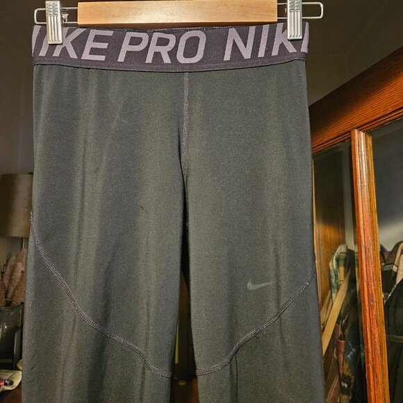 Nike Dri-Fit Mesh Women's Leggings - Black - Size Medium - Picture 2 of 8